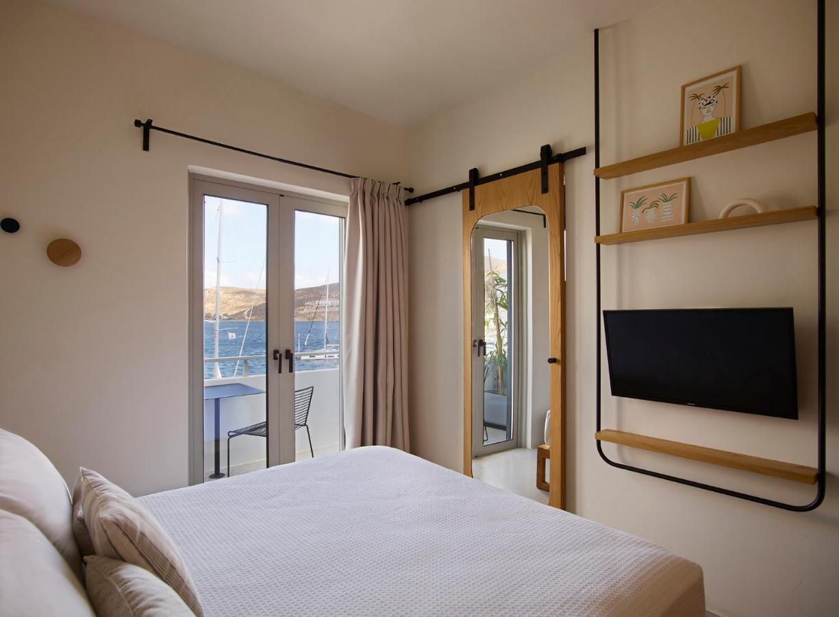 Chill & Co. Serifos Livadi  ภายนอก รูปภาพ